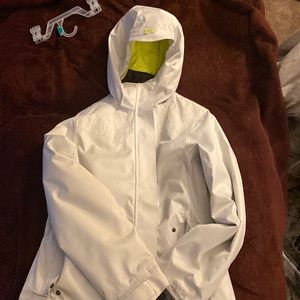 Under armour womens winter coat size large